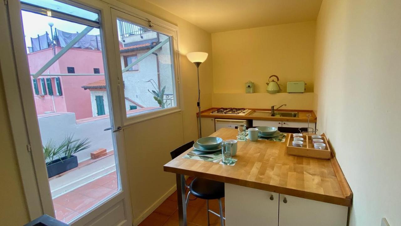 I Tetti Di Via Corradi Villa Sanremo Exterior foto
