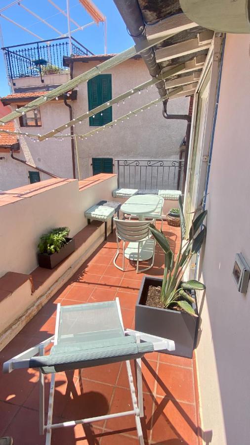 I Tetti Di Via Corradi Villa Sanremo Exterior foto